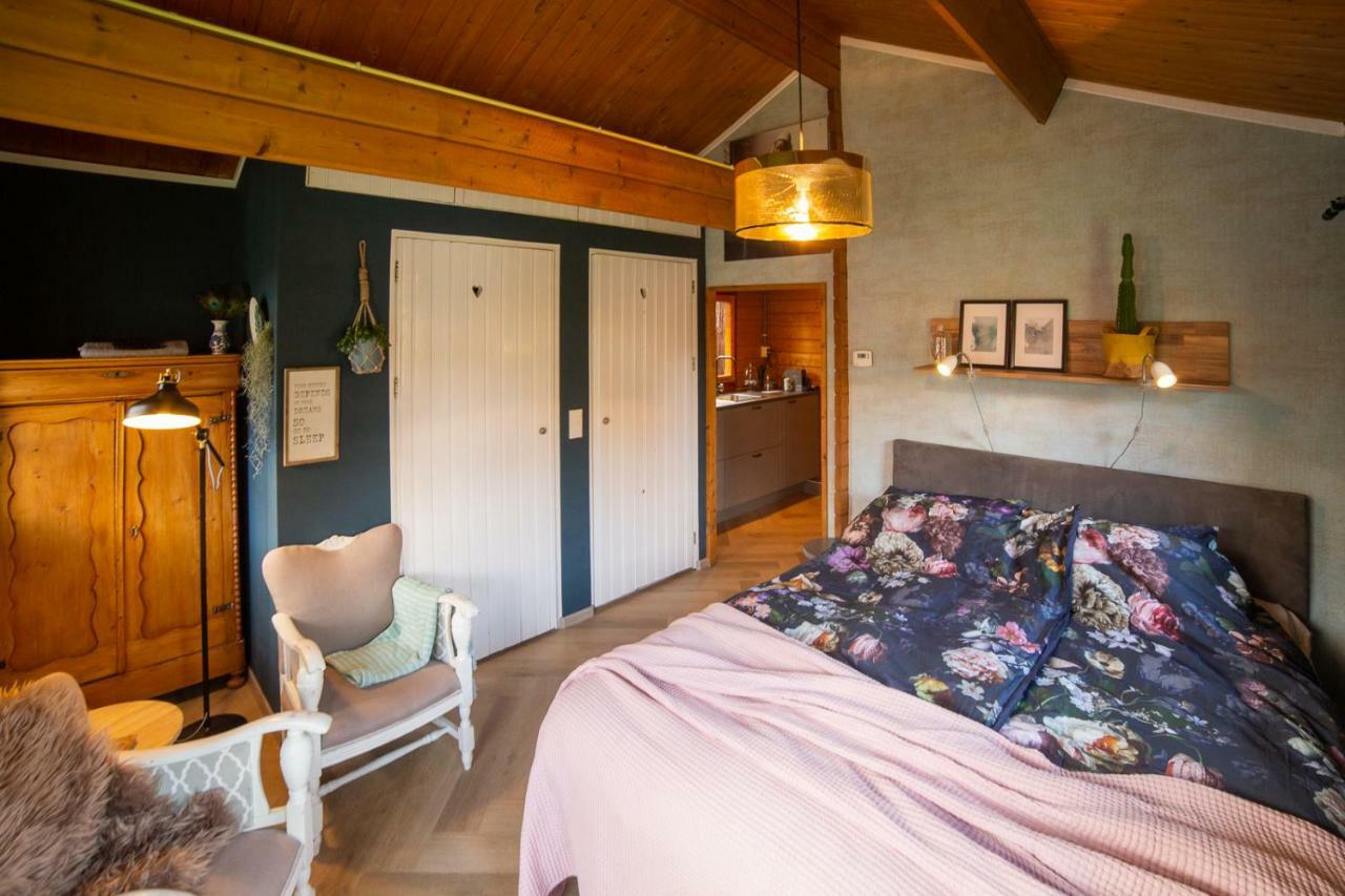 Bed and Breakfast Onder De Kersenboom Hilversum Exterior foto